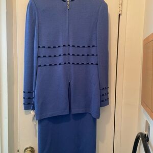 St. John Blue Knit Garment